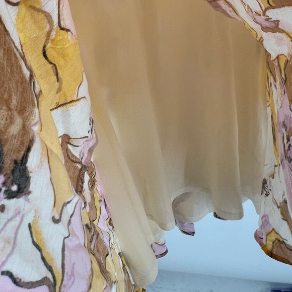 Nine West v-neck L golden yellow puff sleeve above the knee dress lined floral - Picture 6 of 11